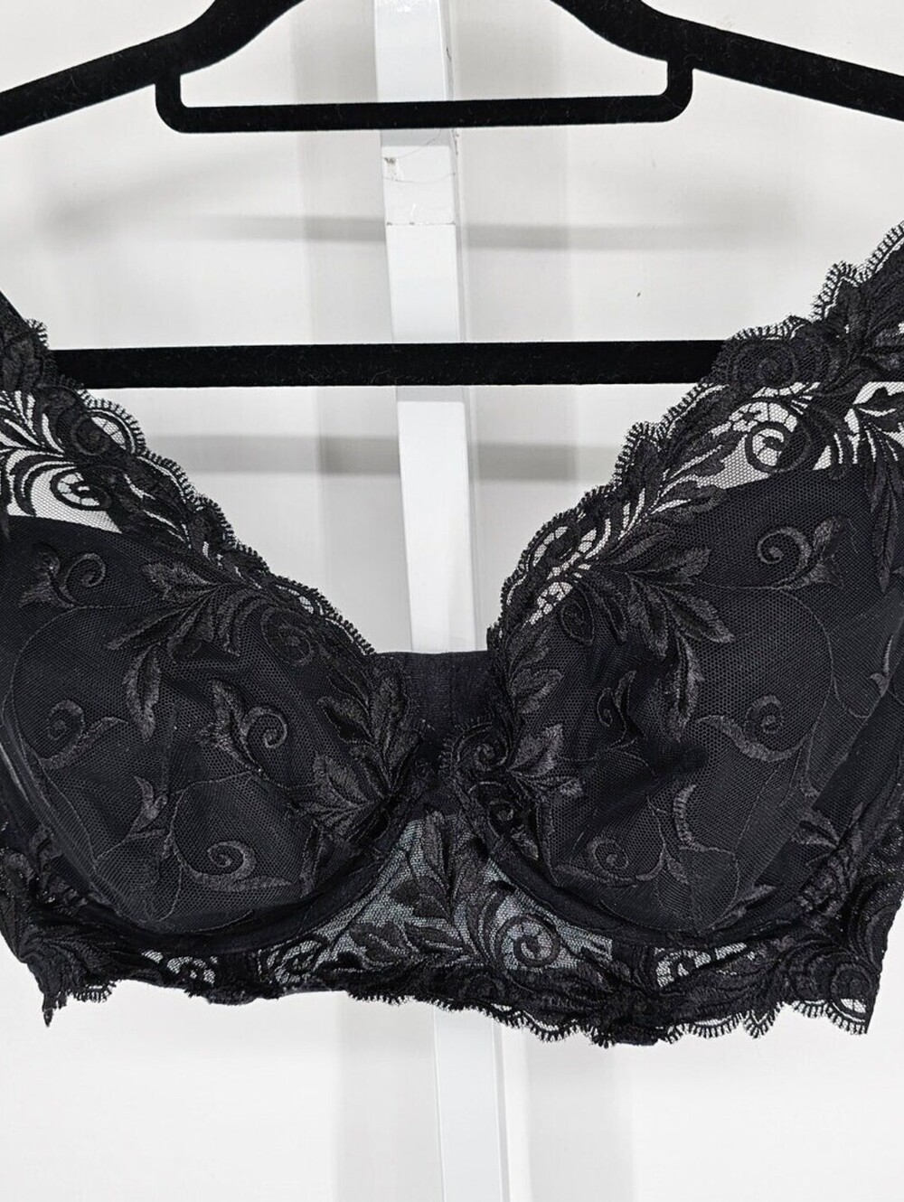 Soma Womens Sz 34D Sensuous Lace Longline Plunge Bra Black Lace